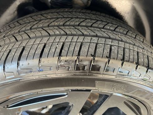 Certified 2025 Kia Telluride EX X-Line AWD/4WD image 41