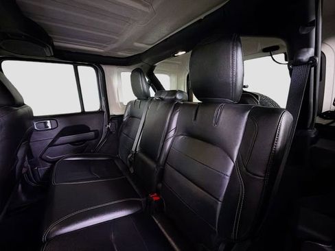 Used 2022 Jeep Wrangler Unlimited Sahara w/ Cold Weather Group image 22