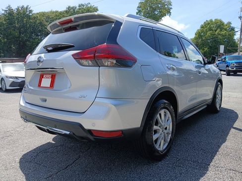 Used 2019 Nissan Rogue SV FWD image 6