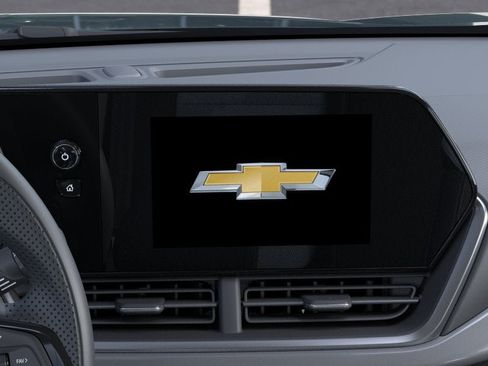 Used 2026 Chevrolet Trax LS w/ LS Convenience Package FWD image 21