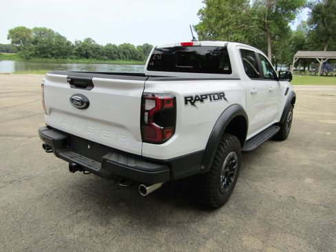 New 2025 Ford Ranger Raptor image 4