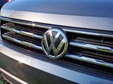 Used 2018 Volkswagen Tiguan S image 3