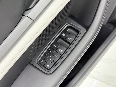 Certified 2024 Porsche Taycan 4S image 28