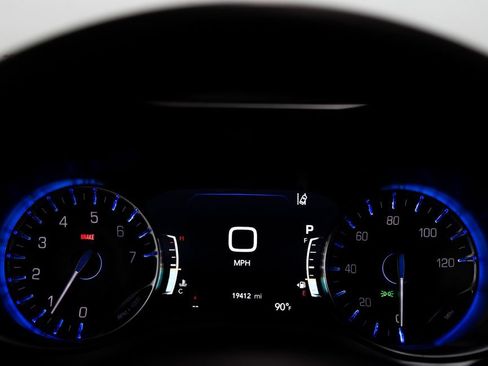 Used 2026 Chrysler Pacifica Limited w/ S Appearance Package FWD image 28