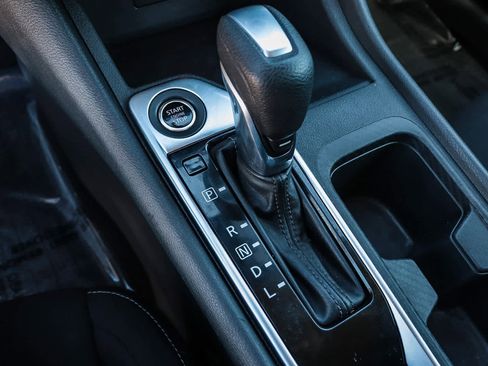 Used 2022 Nissan Sentra SV w/ All-Weather Package image 20