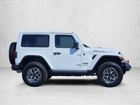 Used 2026 Jeep Wrangler Rubicon AWD/4WD image 4