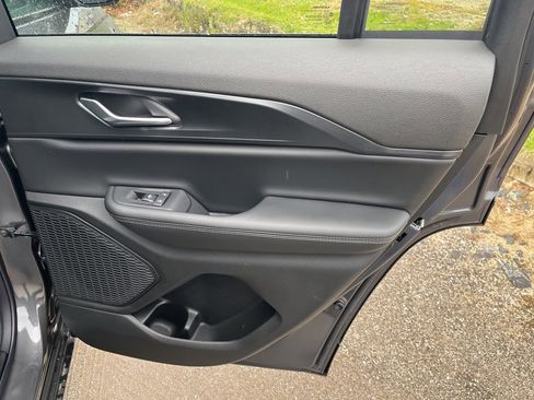 New 2025 Jeep Grand Cherokee 4WD image 12