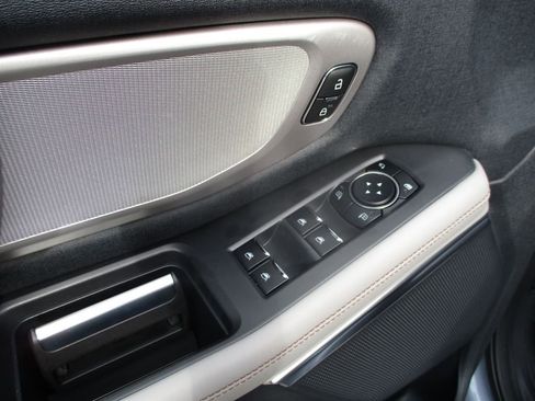 New 2025 Ford Expedition Max Active image 19