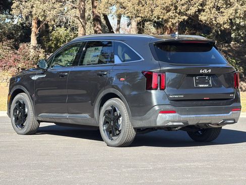 New 2026 Kia Sorento EX w/ EX Premium Package AWD/4WD image 6