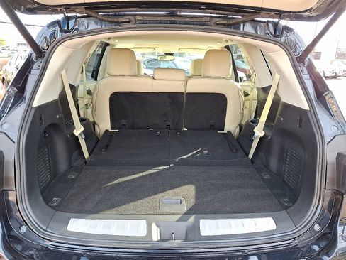 Used 2017 INFINITI QX60 AWD w/ Premium Plus Package image 29