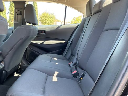 Used 2025 Toyota Corolla LE FWD image 17