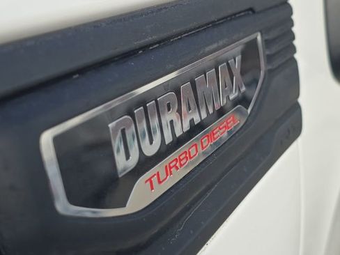 Used 2021 GMC Sierra 1500 Elevation w/ Preferred Package image 11