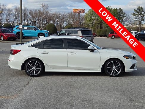 Used 2024 Honda Civic Touring image 6