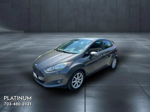 Used 2015 Ford Fiesta SE w/ Equipment Group 201A FWD image 6