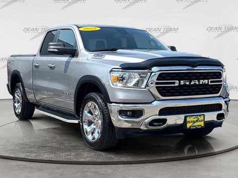 Used 2022 RAM 1500 Big Horn AWD/4WD image 3