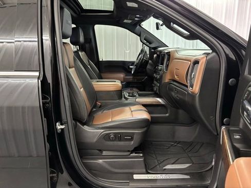 Used 2020 Chevrolet Silverado 2500 High Country w/ Z71 Off-Road Package image 32