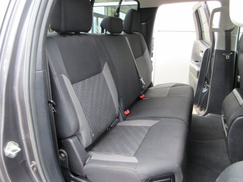 Used 2017 Toyota Tundra SR5 AWD/4WD image 20