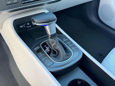 New 2026 Hyundai Kona SEL Sport AWD/4WD image 18