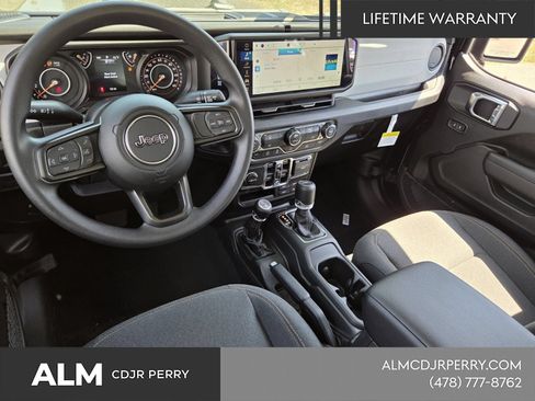 New 2026 Jeep Gladiator Sport AWD/4WD image 10