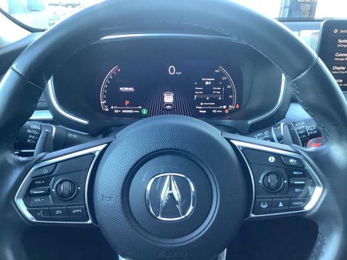 Used 2023 Acura MDX SH-AWD image 16