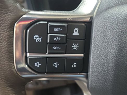 Used 2024 Ford F150 King Ranch w/ FX4 Off-Road Package image 18