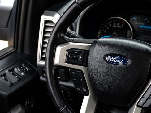 Used 2020 Ford F150 Platinum w/ Equipment Group 701A Luxury AWD/4WD image 14
