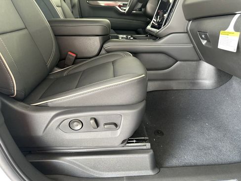New 2026 GMC Yukon XL Elevation AWD/4WD image 43