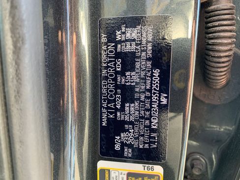 Used 2025 Kia Soul LX w/ LX Technology Package image 27