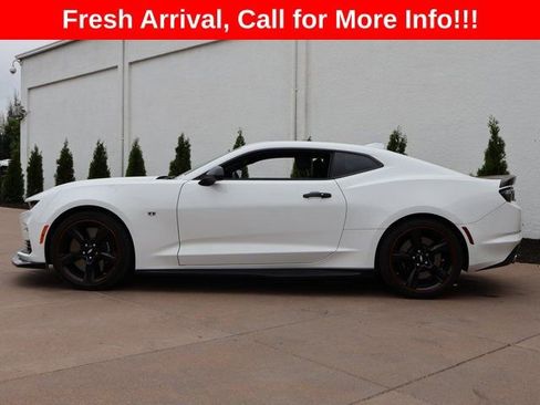Used 2023 Chevrolet Camaro SS RWD image 3