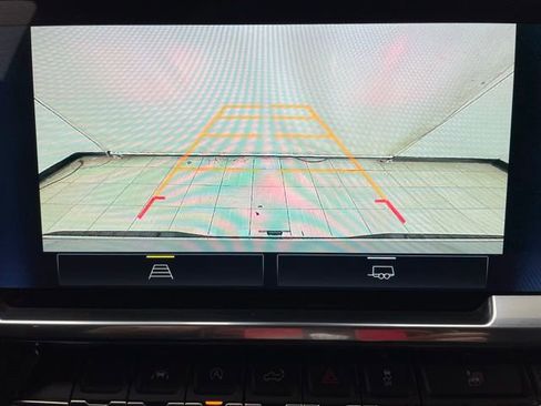 Used 2023 Chevrolet Silverado 1500 LT image 4