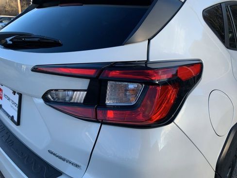 Used 2024 Subaru Crosstrek 2.0i Premium image 31