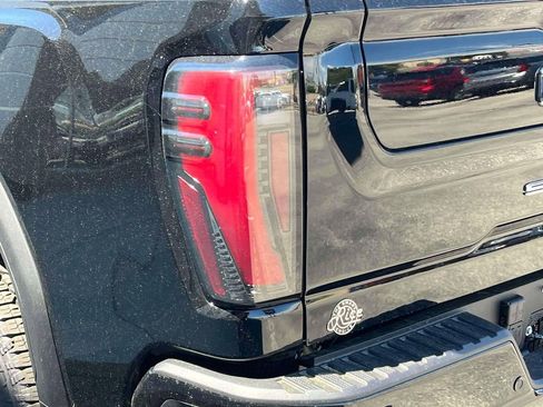 New 2026 GMC Sierra 2500 AT4 w/ Technology Package image 10