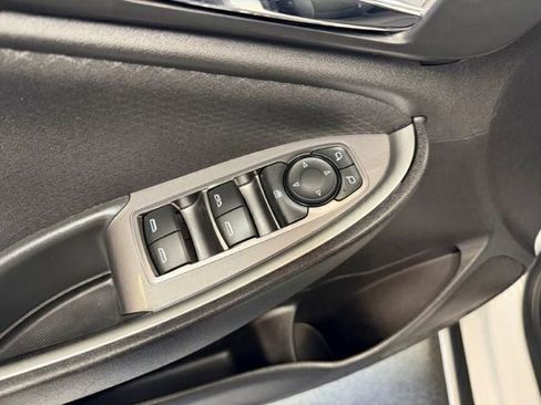 Used 2024 Chevrolet Malibu LT image 31