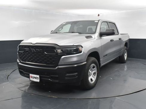 New 2026 RAM 1500 Tradesman AWD/4WD image 3