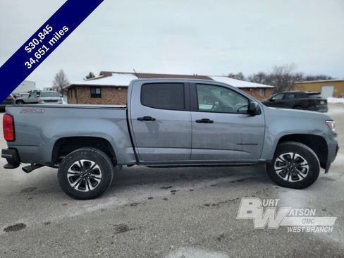 Used 2022 Chevrolet Colorado Z71 w/ Safety Package image 7