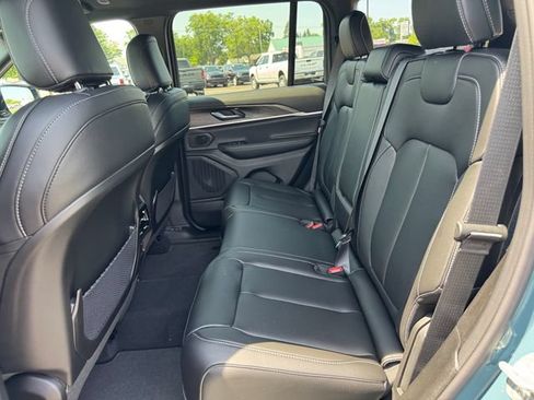 New 2026 Jeep Grand Cherokee Limited AWD/4WD image 20