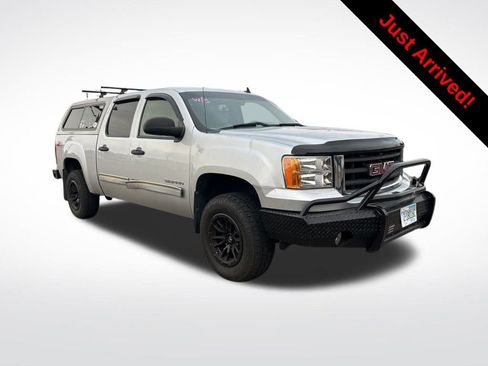 Used 2013 GMC Sierra 1500 SLE image 2