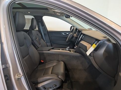 New 2026 Volvo XC60 B5 Ultra w/ Protection Package Premier image 31