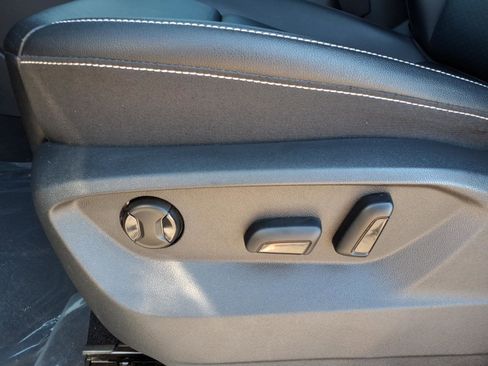 Certified 2023 Volkswagen Atlas SE w/ Black Wheel Package image 22