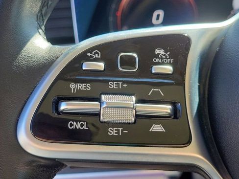 Used 2022 Mercedes-Benz GLS 450 4MATIC image 25