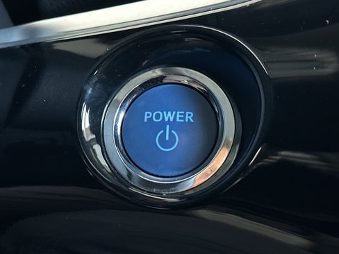 Certified 2022 Toyota Prius Prime Limited FWD image 22