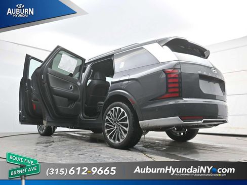 New 2026 Hyundai Palisade Calligraphy AWD/4WD image 32