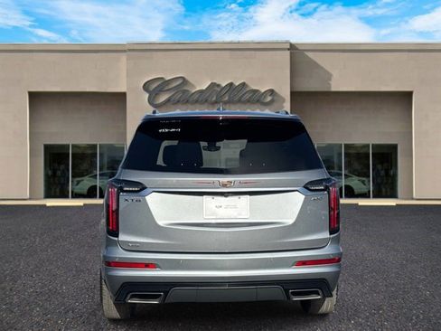 Certified 2024 Cadillac XT6 Sport w/ Technology Package AWD/4WD image 4