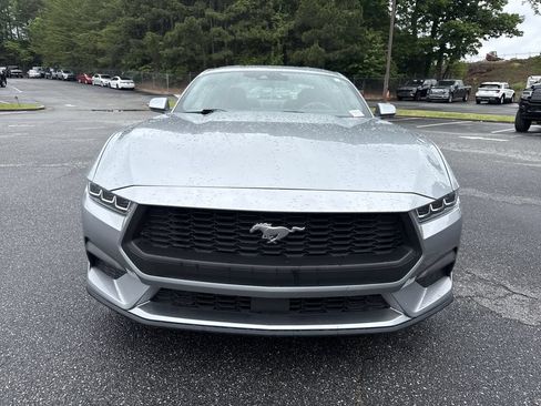Used 2024 Ford Mustang Coupe RWD image 2