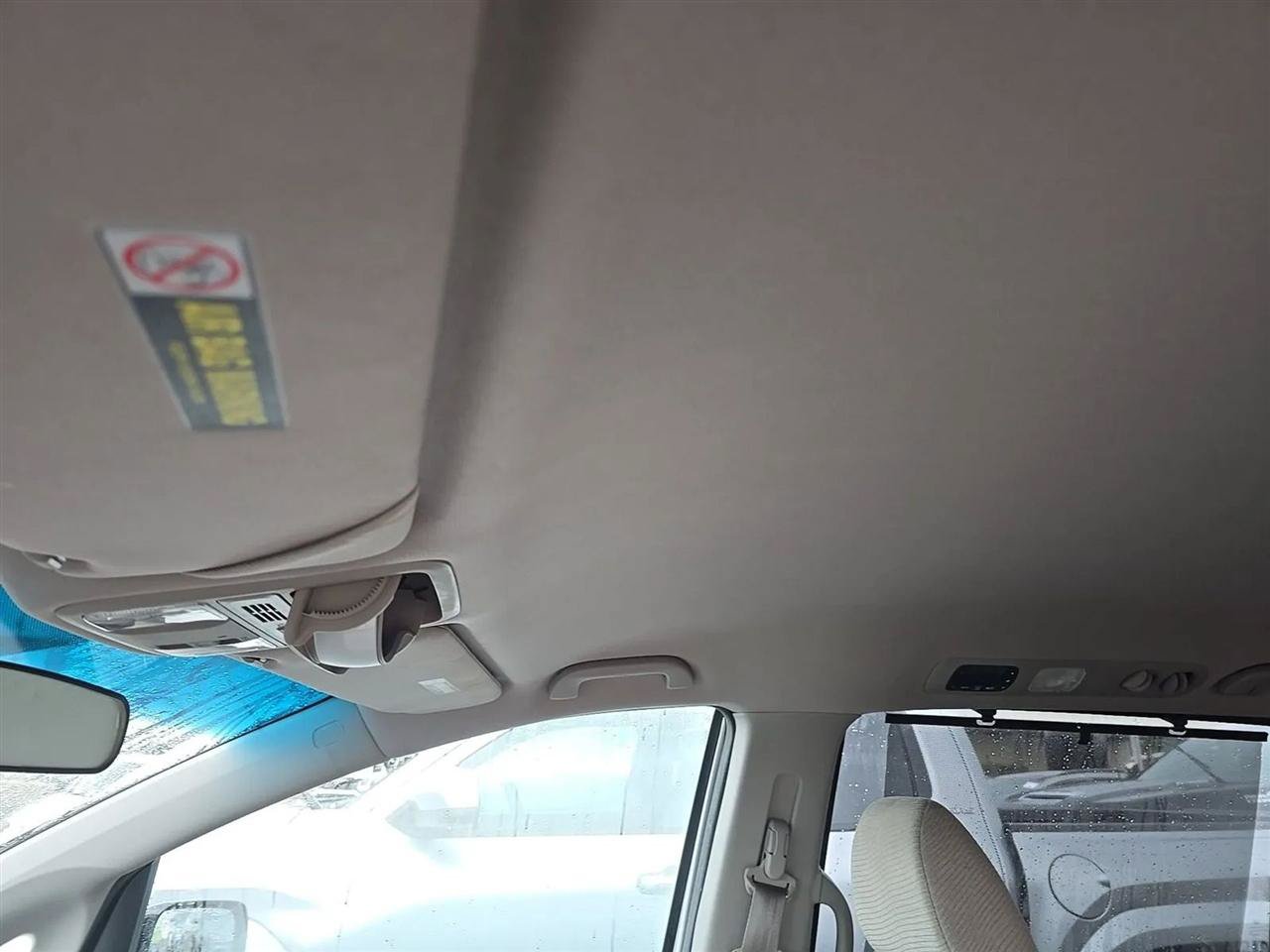 Used 2012 Honda Odyssey EX image 20
