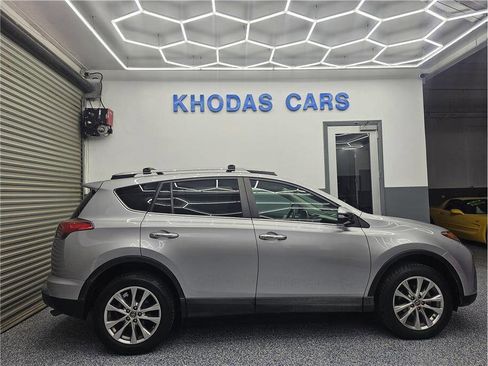 Used 2017 Toyota RAV4 Limited image 5