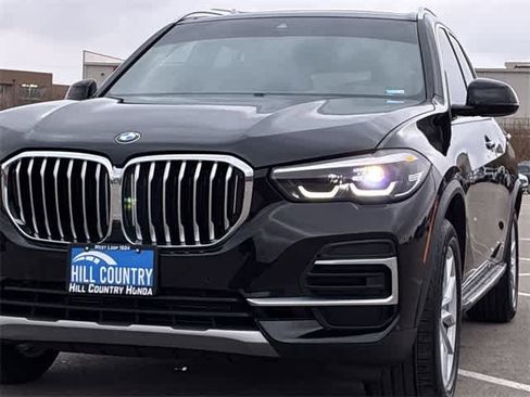 Used 2023 BMW X5 xDrive40i w/ Climate Comfort Package image 11