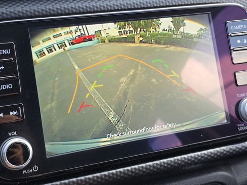 Used 2024 Nissan Kicks SV FWD image 4