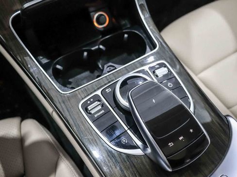 Used 2017 Mercedes-Benz C 300 Sedan image 23