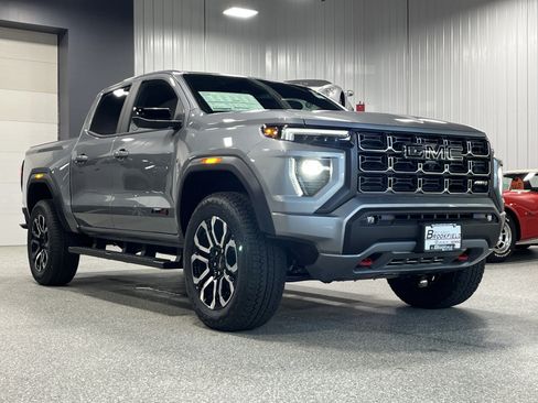New 2026 GMC Canyon AT4 w/ Technology Plus Package AWD/4WD image 5